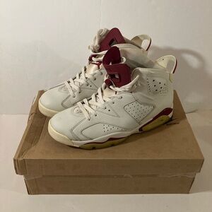 Nike Air Jordan Retro Maroon 6s Sneakers